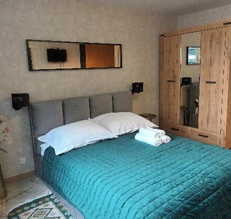 Green Apartament W Centrum 바르샤바 외부 사진